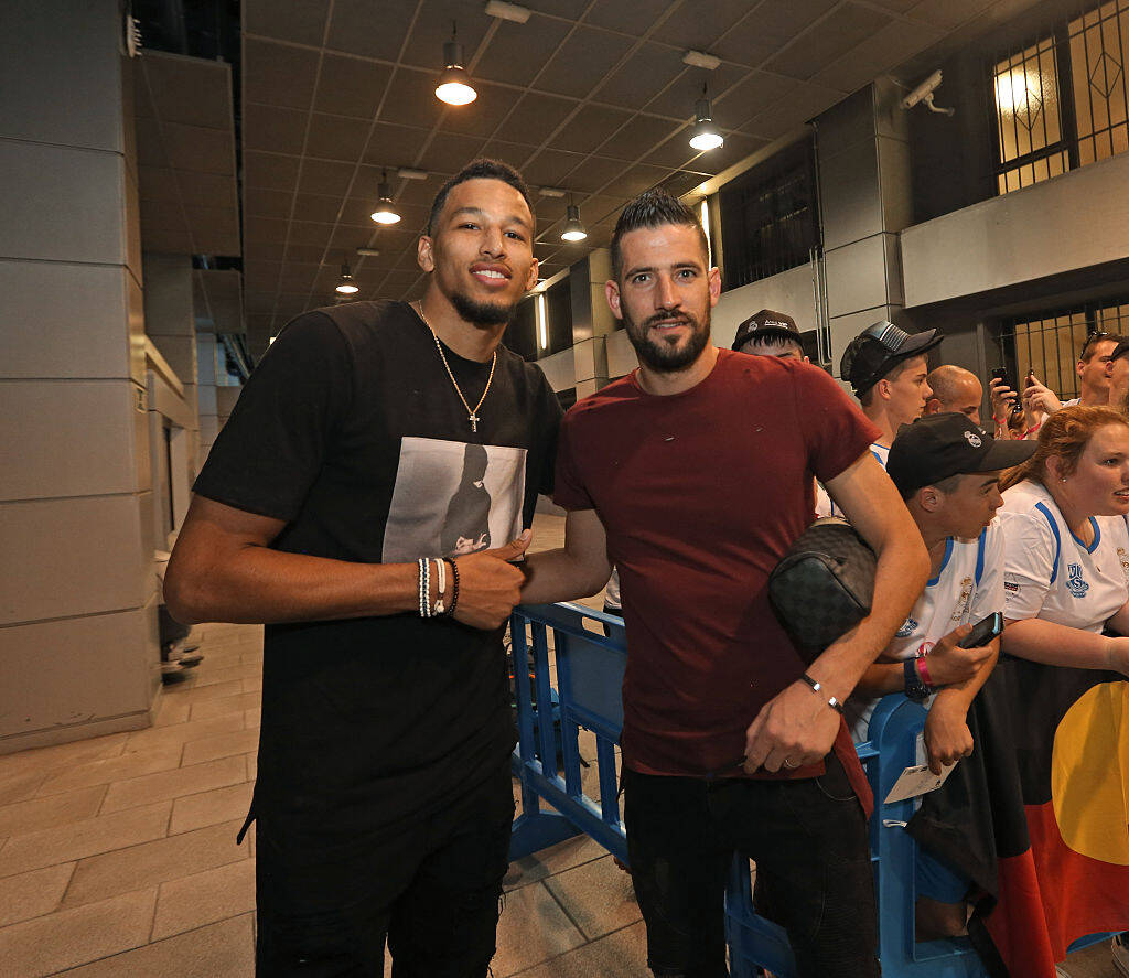 短期策略将 短期策略将