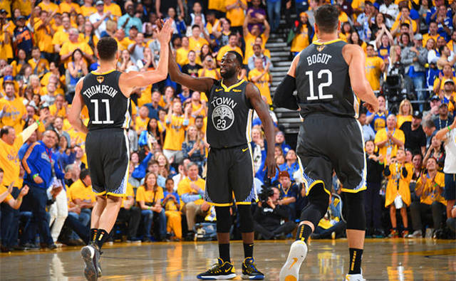 凸显了英雄 凸显了英雄